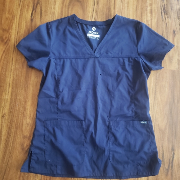Adar Scrub Top - Picture 2 of 3